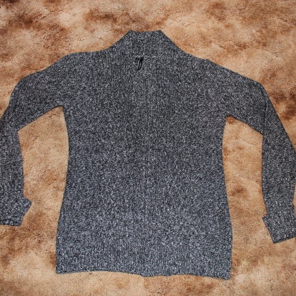 Maurice’s Black & Silver Cable Sweater, Sz. M - Picture 5 of 5